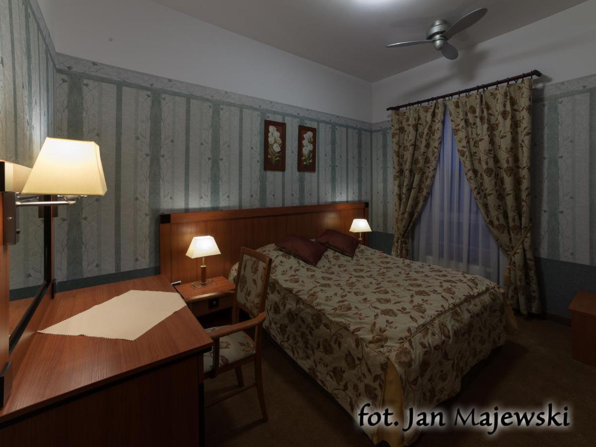 Majewski Hotel & Spa Malbork Quarto foto
